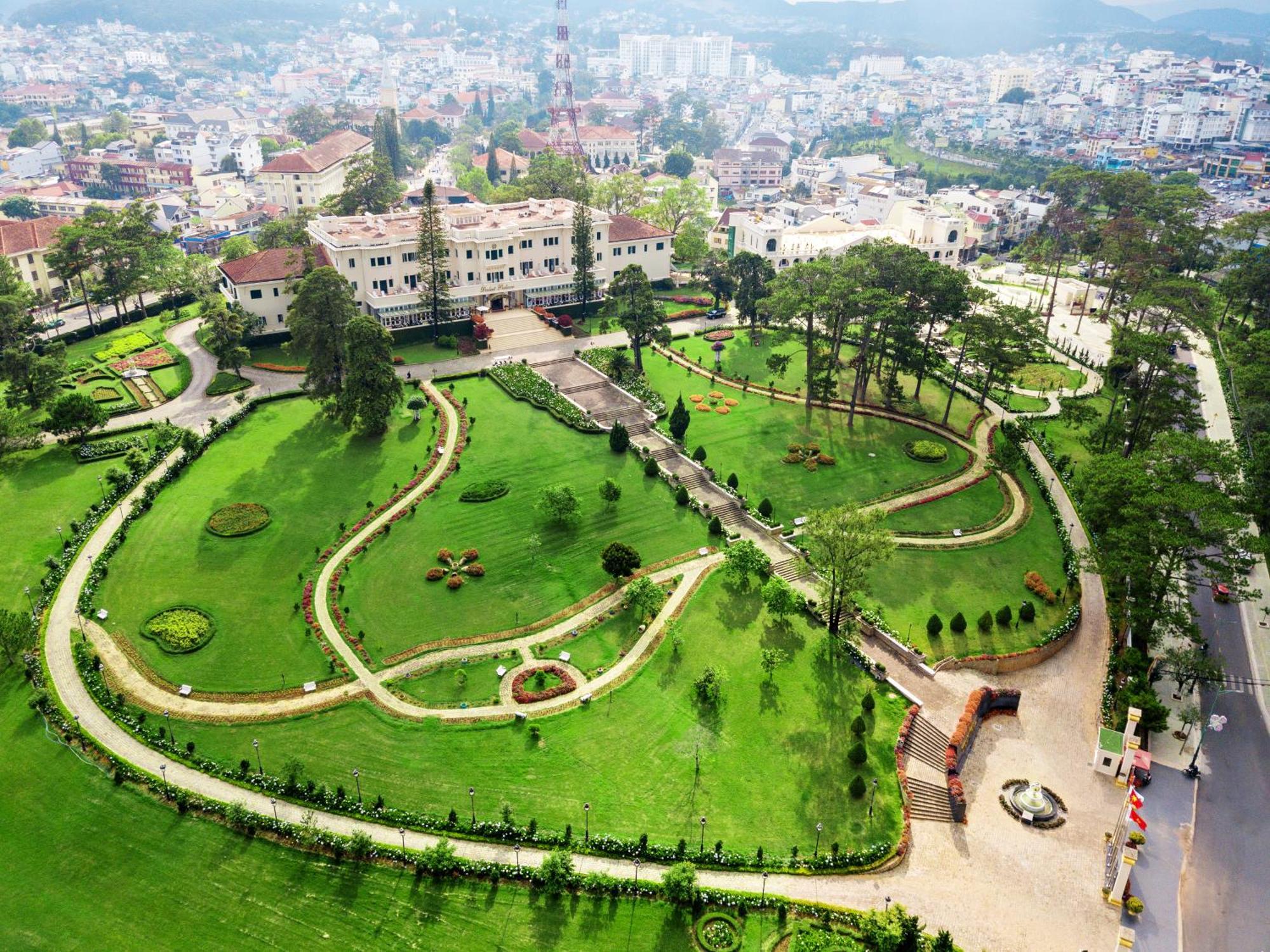 Dalat Palace Heritage Hotel Exterior photo